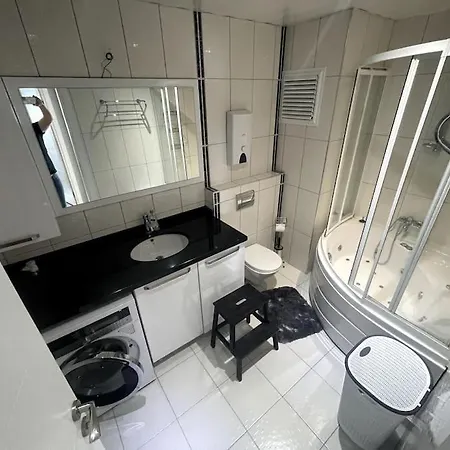 Apartment Penthouse 4 Bedrooms, 1 Living Room, To The Sea 7 Minutes Walk Alanya