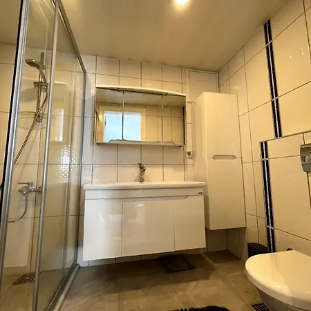 Penthouse 4 Bedrooms, 1 Living Room, To The Sea 7 Minutes Walk Apartment Alanya
